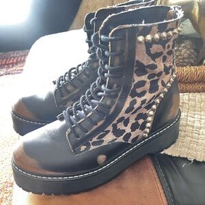 Steve Madden Black and Brown Lace Up Boots